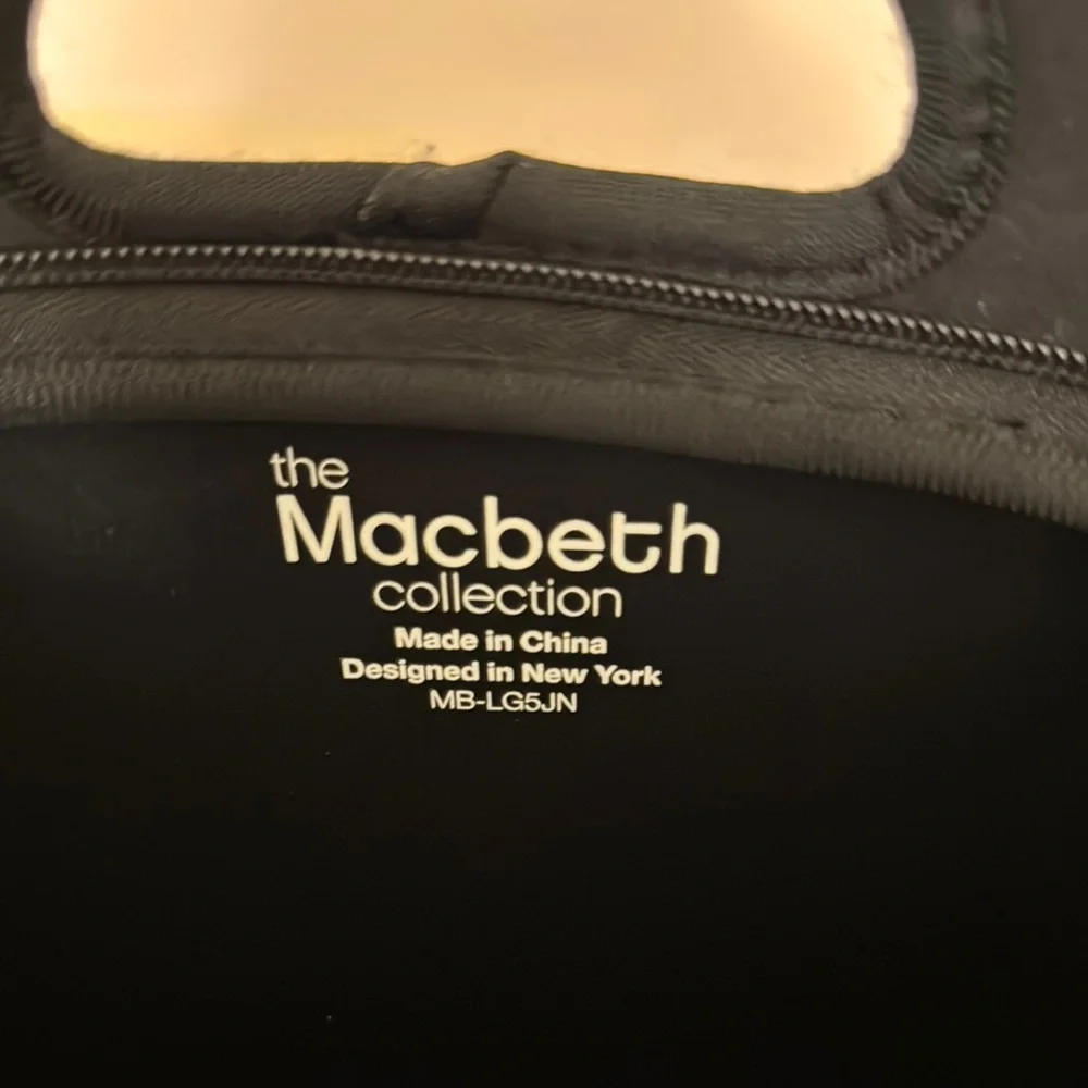 The Macbeth Collection neoprene laptop/bag